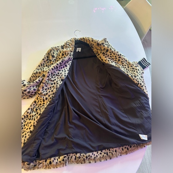 CABI faux fur jacket - Picture 7 of 8